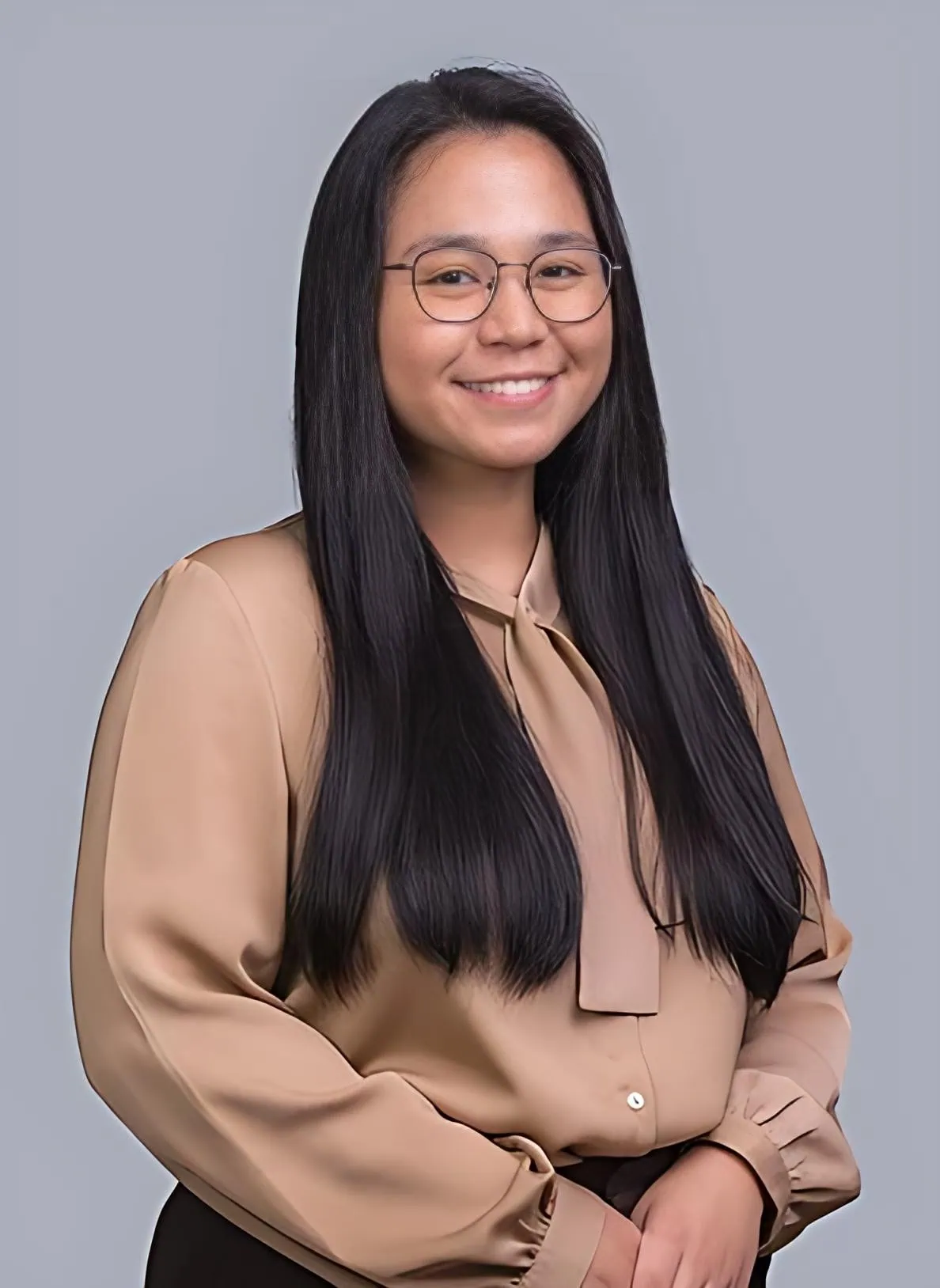 Team Bios 43 Esther A7R07386 Edit scaled 4 PhotoGrid